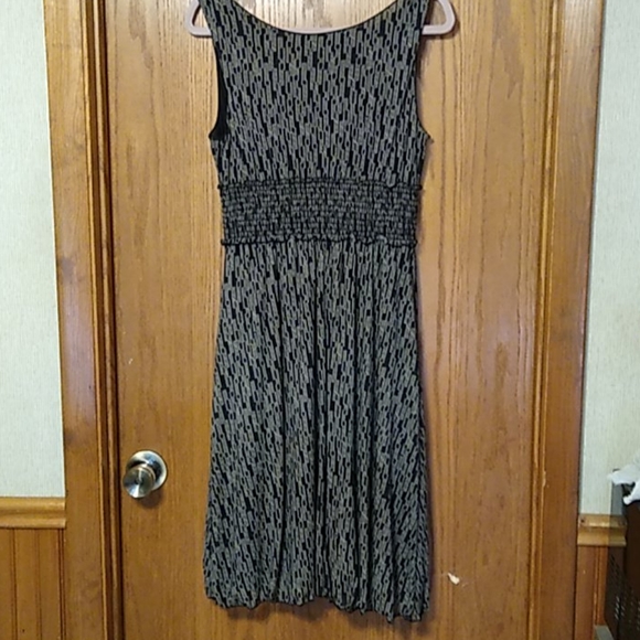 Max Studio - Picture 3 of 9